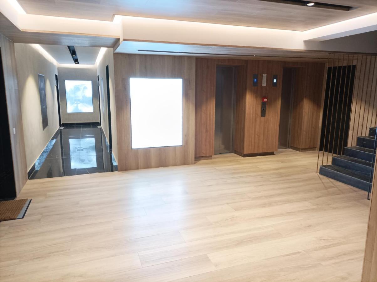 בראשוב Penthouse City View Infinity מראה חיצוני תמונה