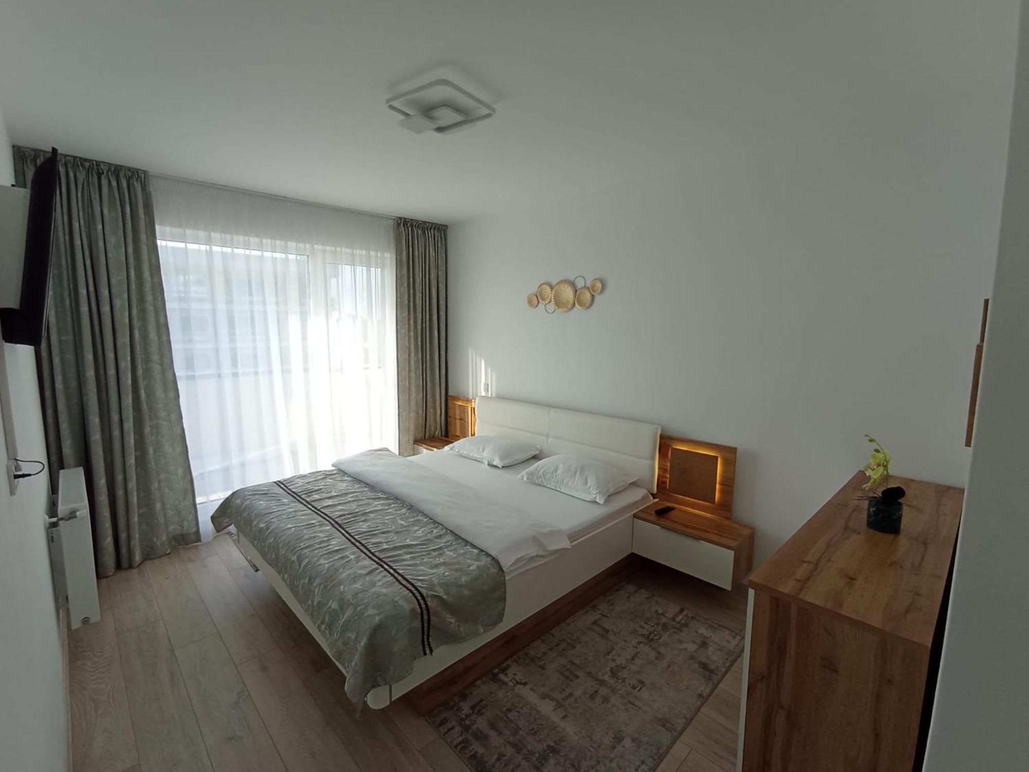 בראשוב Penthouse City View Infinity מראה חיצוני תמונה