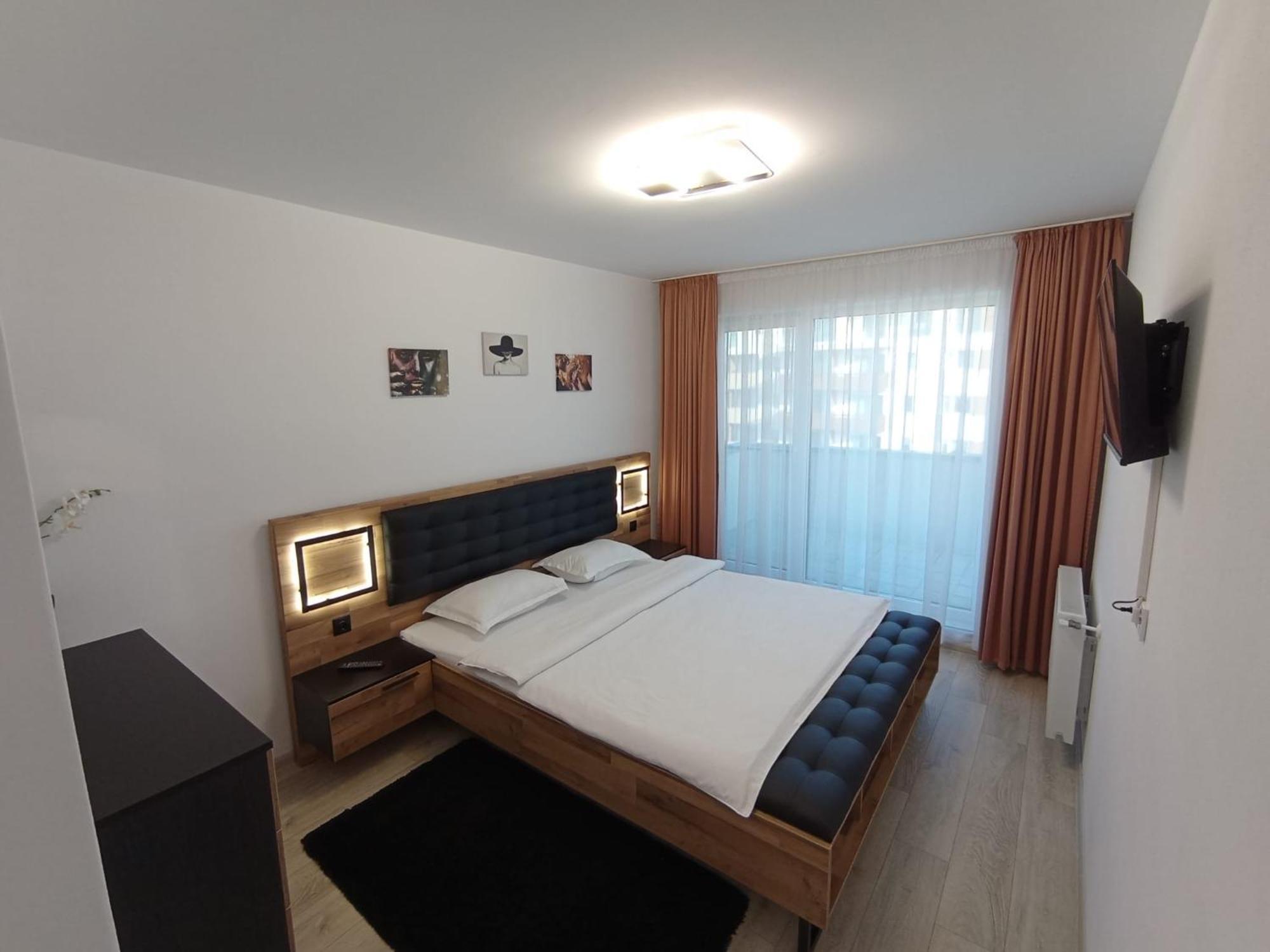 בראשוב Penthouse City View Infinity מראה חיצוני תמונה