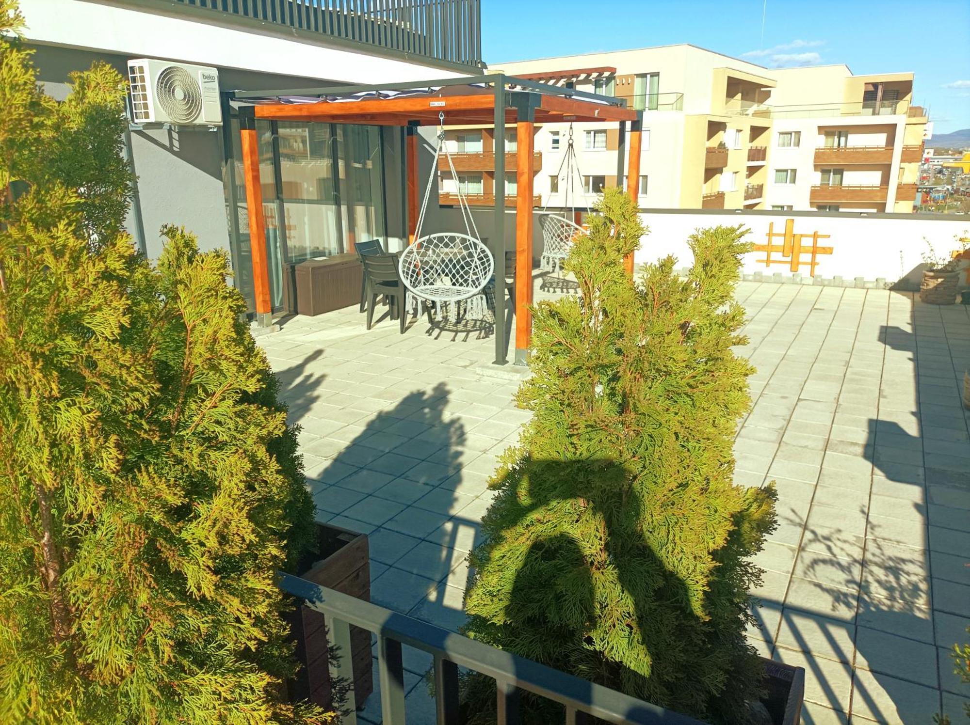 בראשוב Penthouse City View Infinity מראה חיצוני תמונה